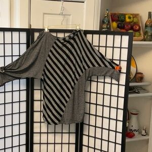 VintageAlan B cold shoulder Scoop neck tunic size L